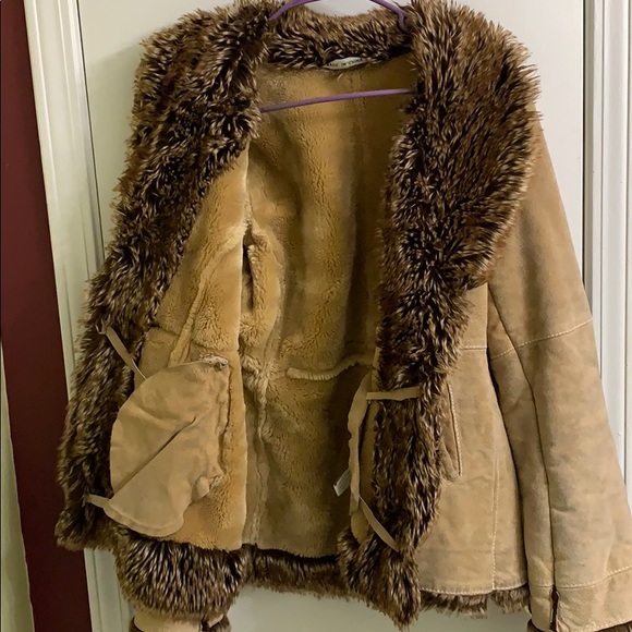 Jacket - Picture 3 of 5